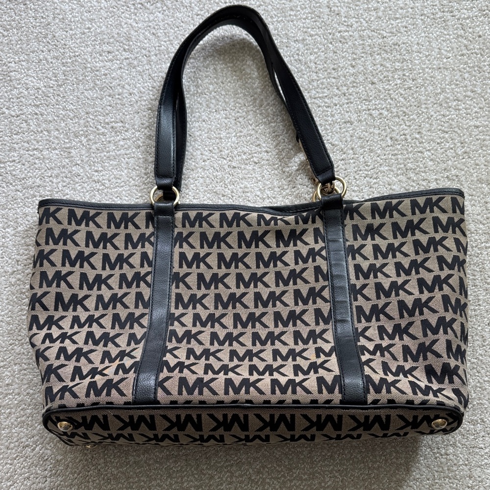 Michael Kors Signature Large Black and Brown Tote Shoulder Bag
